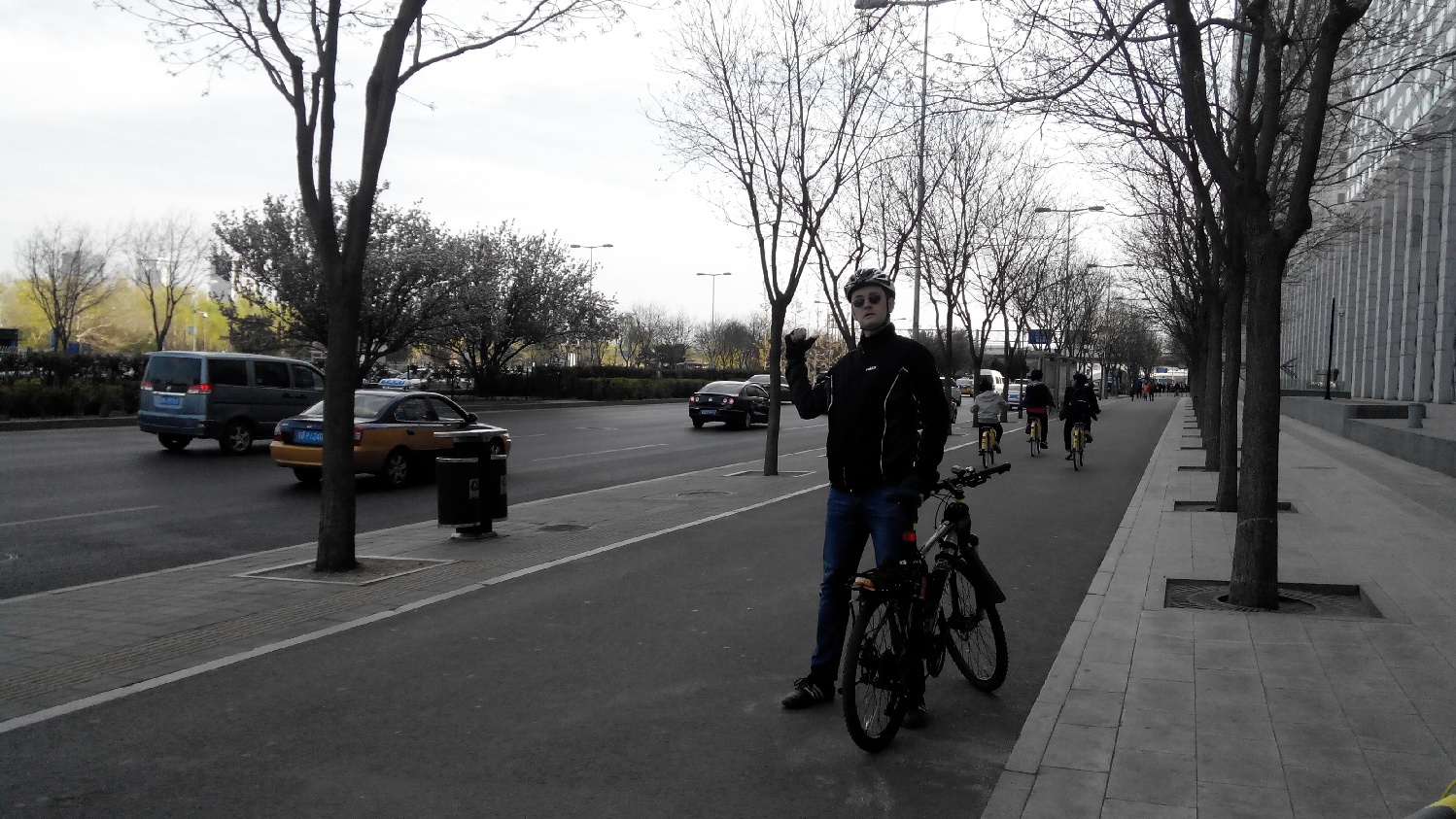 на велосипеде по Пекину