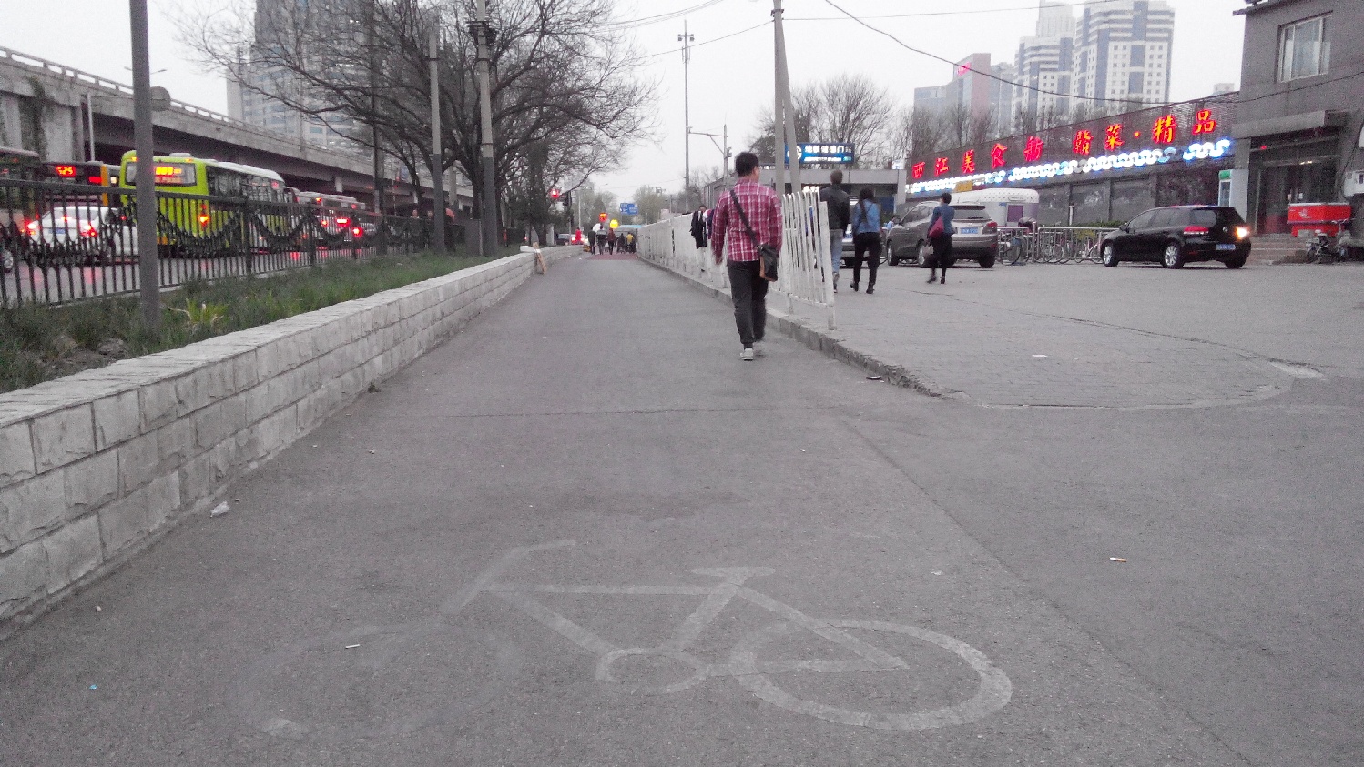на велосипеде по Пекину